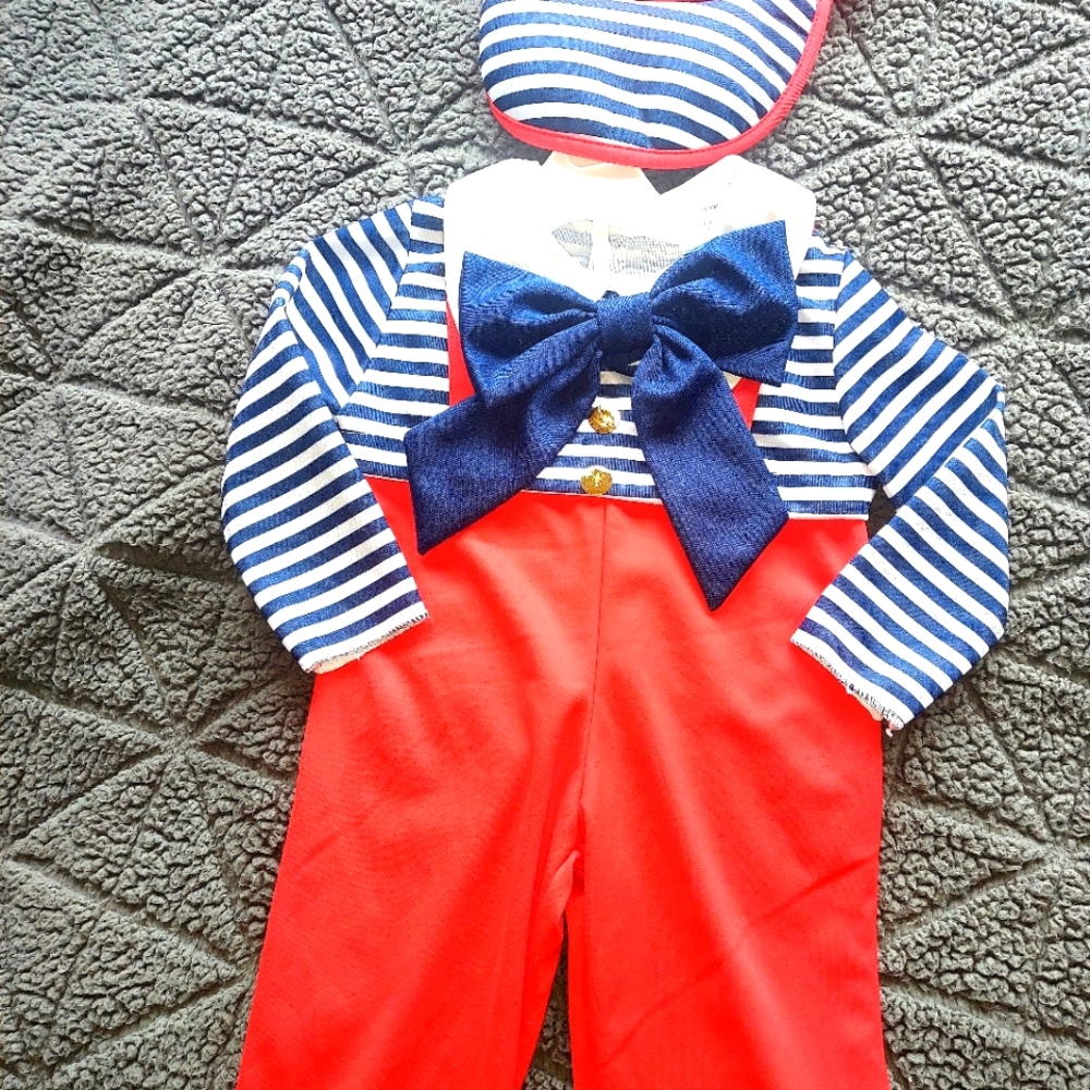 Halloween costume 12-24m